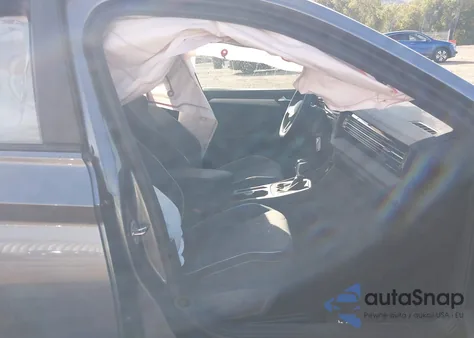 2025 Volkswagen Jetta 1.5T Sport z USA, uszkodzony, nr VIN 3VWBX7BU6SM062528